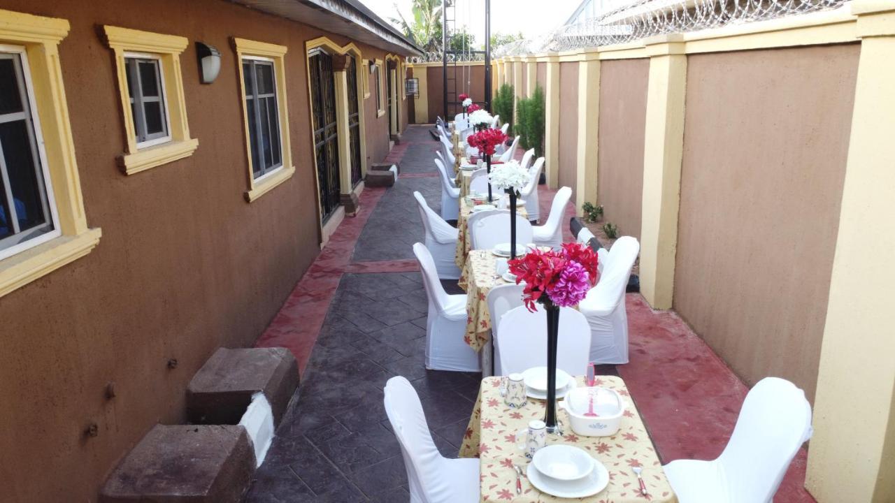 Living Green Apartments Airport Pick Up Benin City Exteriér fotografie