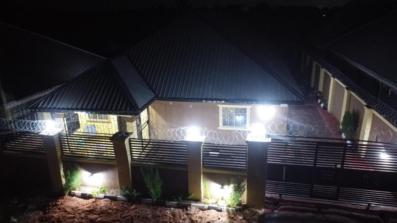 Living Green Apartments Airport Pick Up Benin City Exteriér fotografie