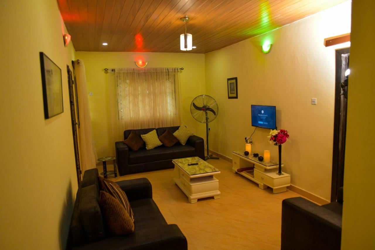 Living Green Apartments Airport Pick Up Benin City Exteriér fotografie